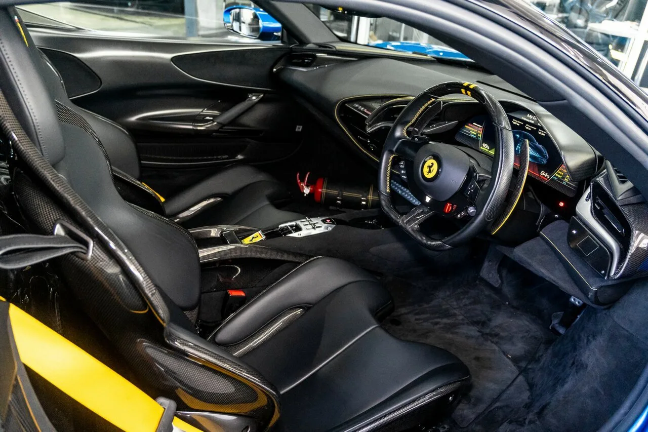 2021 Ferrari SF90 Stradale Stradale DCT F154, photo 3