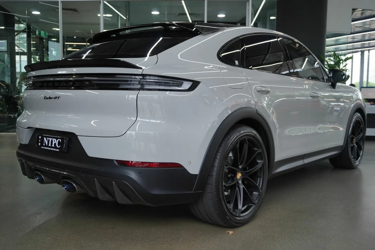 2024 Porsche Cayenne Turbo Coupe Tiptronic GT E3 II MY24, photo 6